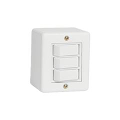 Interruptor Sistema X 3 Teclas Simples 6A Box Branco ILUMI / REF. 6319