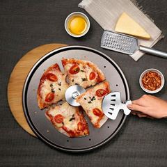 Forma para Pizza 33x1,1cm com Furos Grafita - Ref.1460/305 - BRINOX